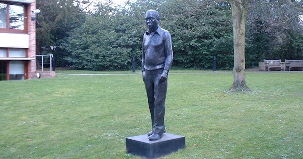 Fred Hoyle